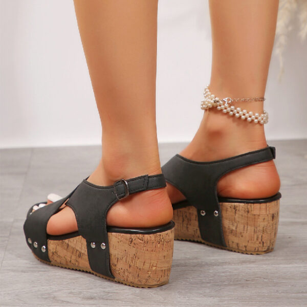 Women's Rivet Wedges Snadals Thick Bottom Fish Mouth Shoes Summer - Image 6